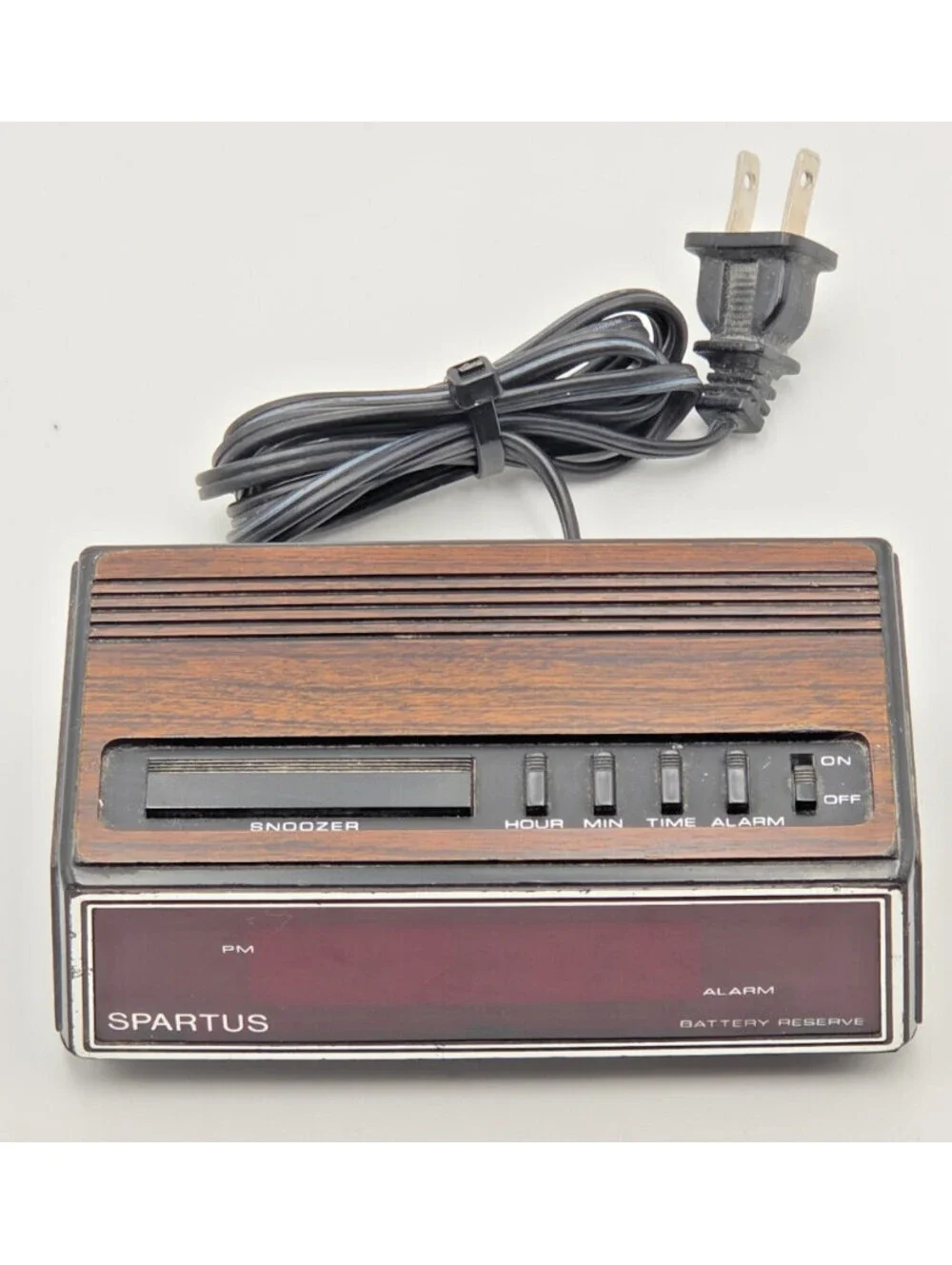 Vintage 1980s Spartus 1108 Wood Grain Red LED Digital Alarm Clock Tested Works